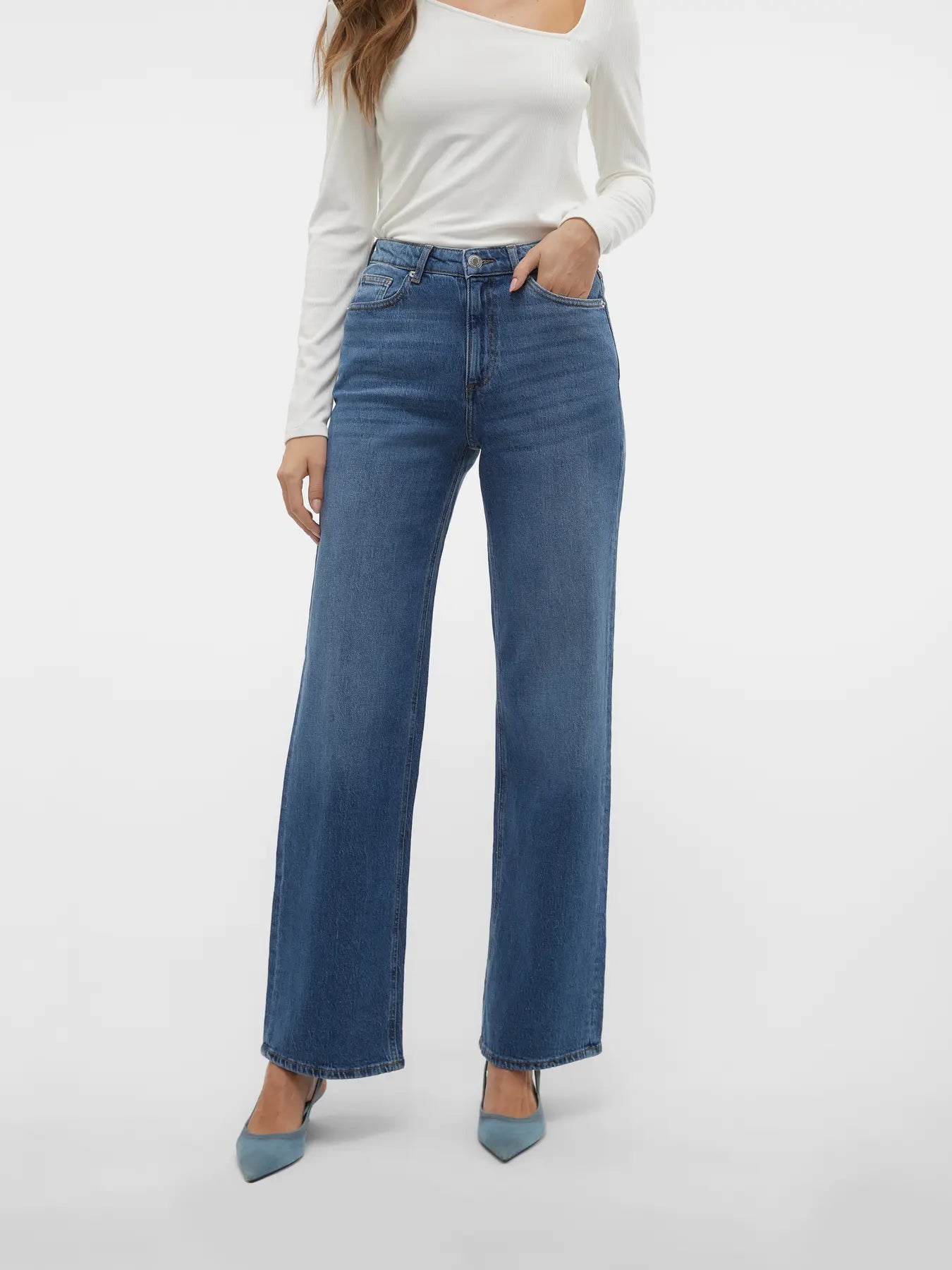 Vero Moda Jeans TESSA - Wide Leg - medium blue denim