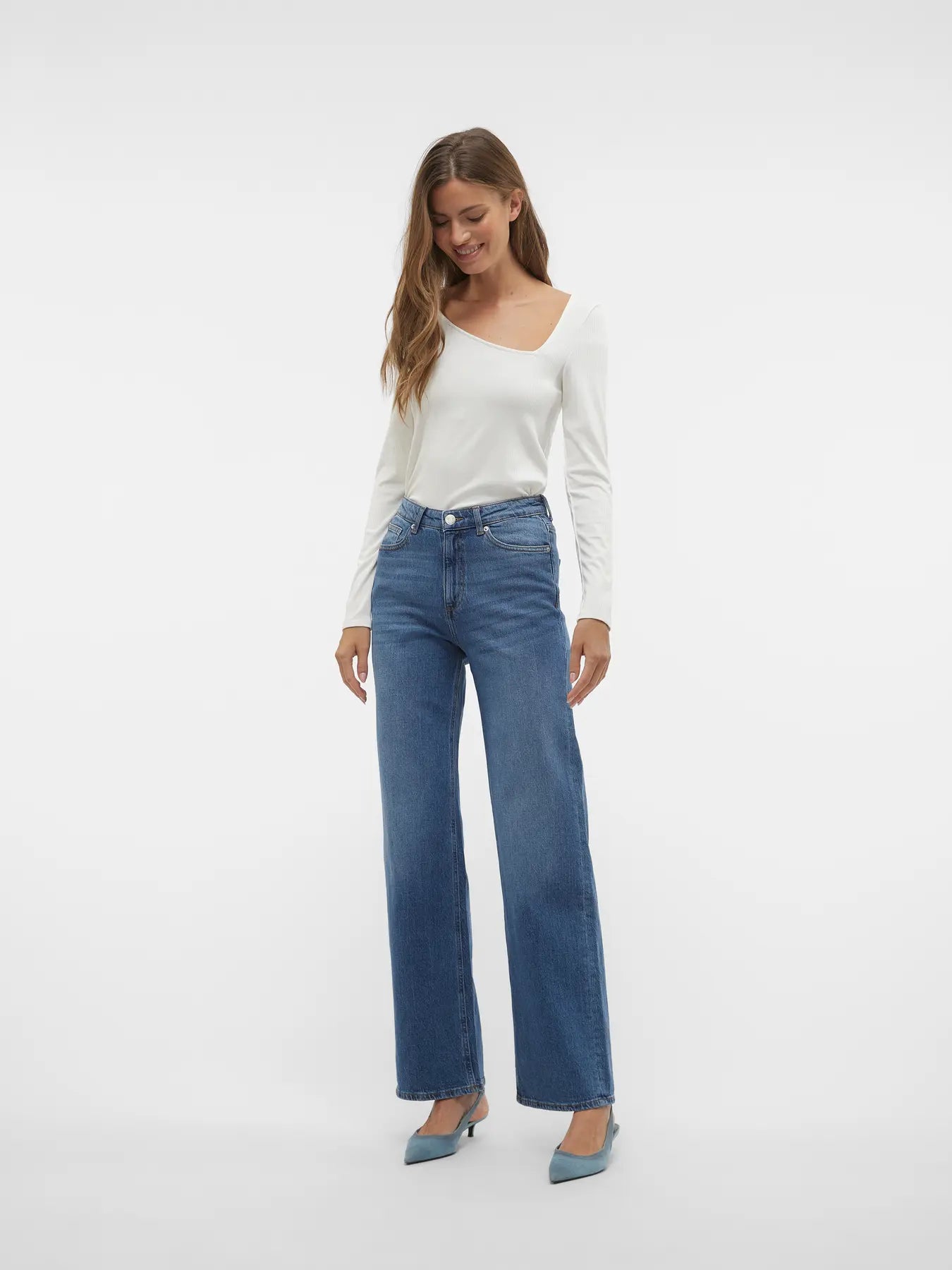 Vero Moda Jeans TESSA - Wide Leg - medium blue denim