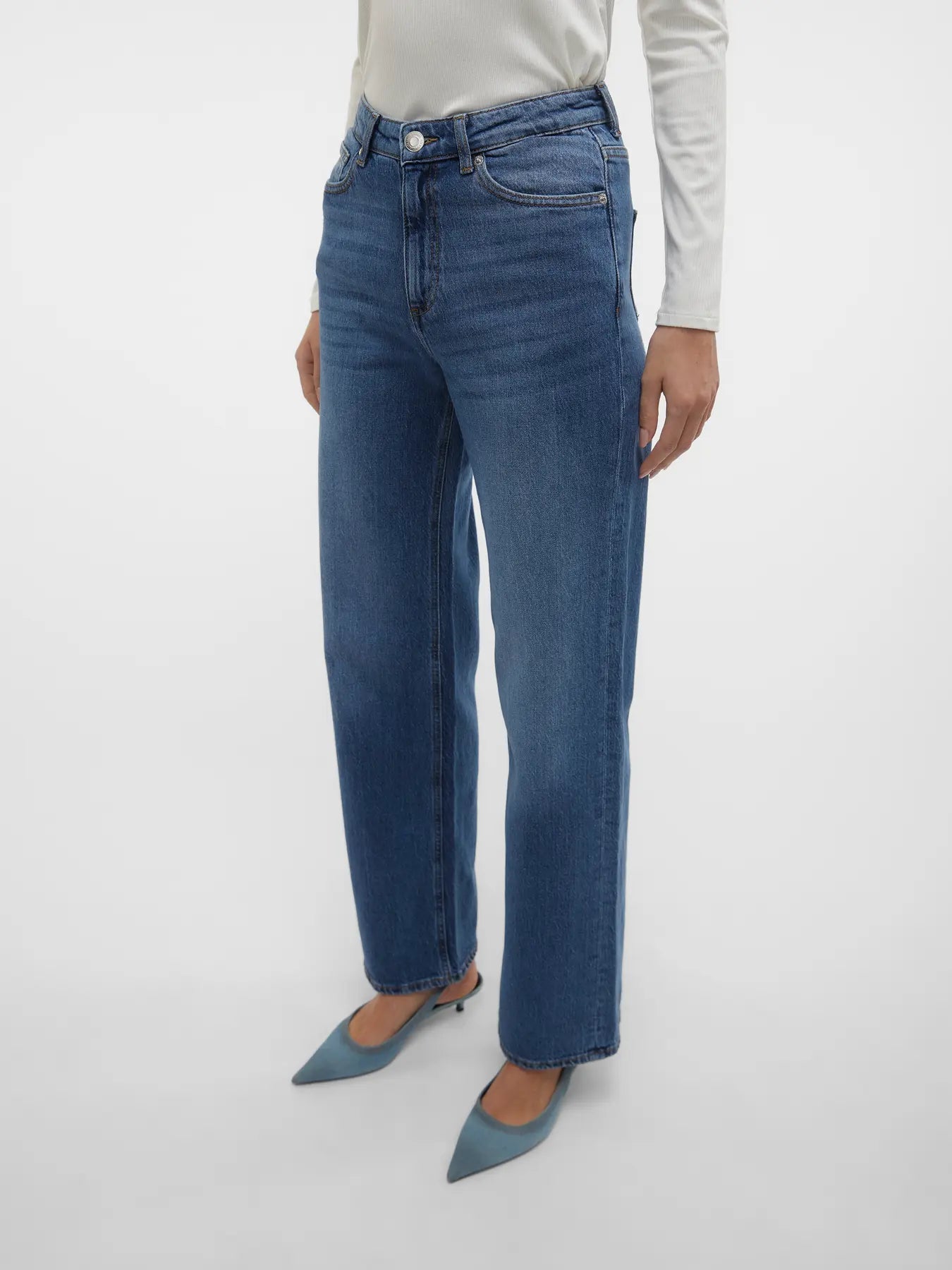 Vero Moda Jeans TESSA - Wide Leg - medium blue denim