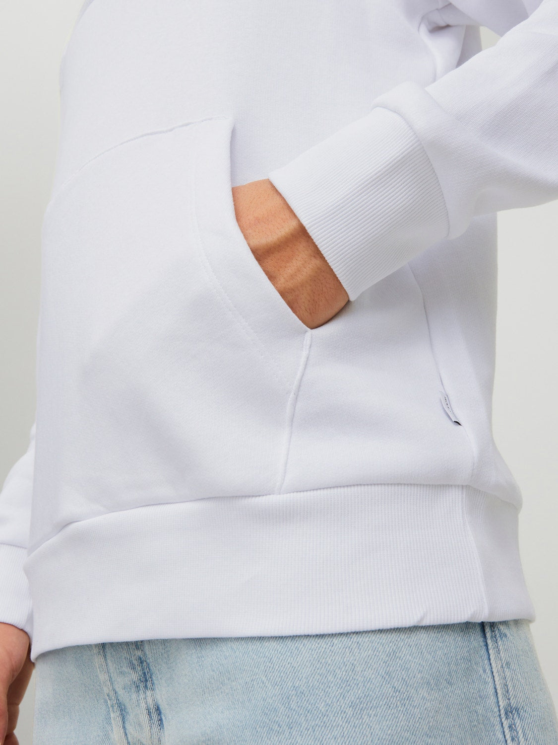 JACK & JONES FELPA CON CAPPUCCIO CON LOGO - Bianco