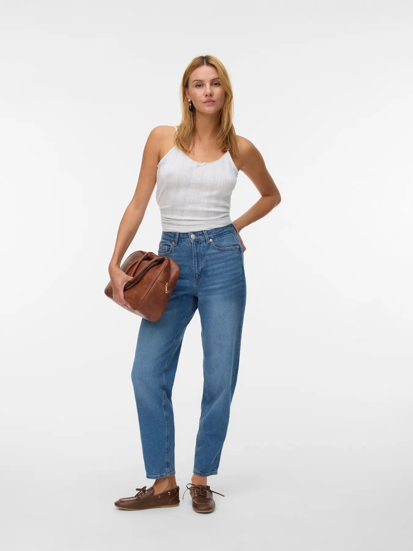 Vero Moda Jeans TESSA - Mom Fit - Medium blue denim
