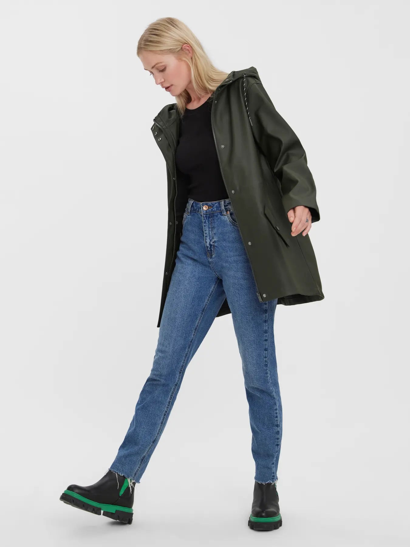 Vero Moda - Parka Impermeabile - Col. verde militare