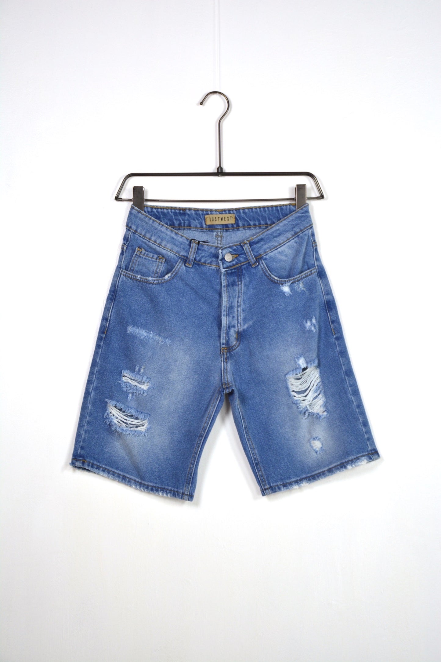 JEANS BERMUDA CON STRAPPI - JW