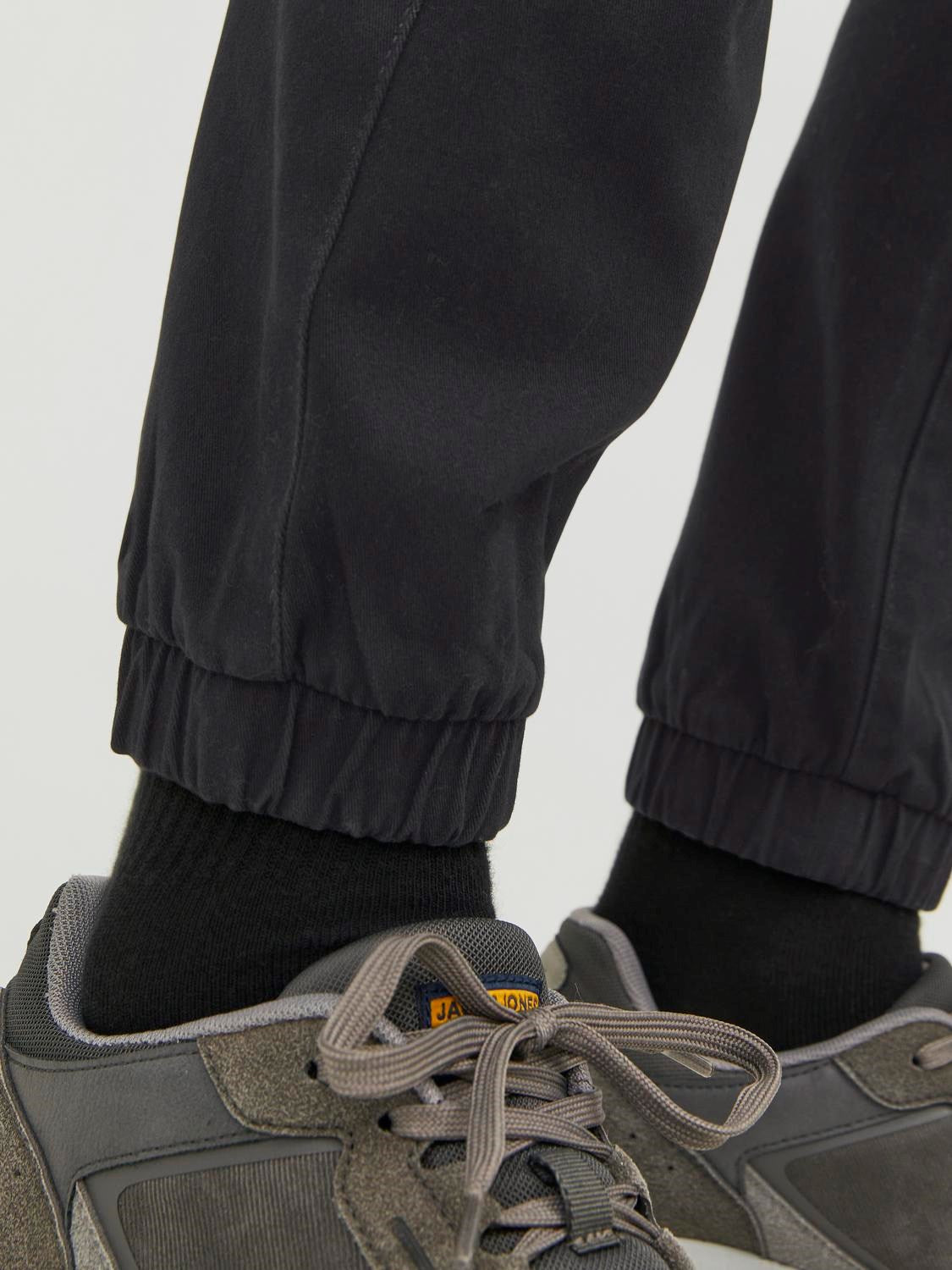 JACK & JONES PANTALONI CARGO CON TASCHE LATERALI - Col. Nero