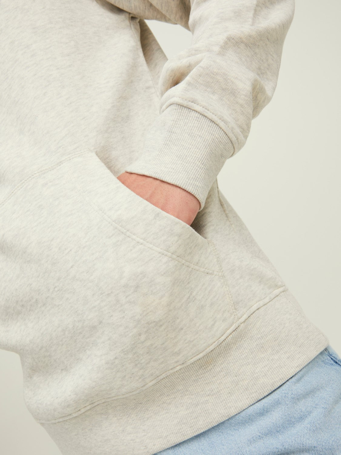JACK & JONES FELPA CON CAPPUCCIO "ESSENTIALS" - Col. Grigio