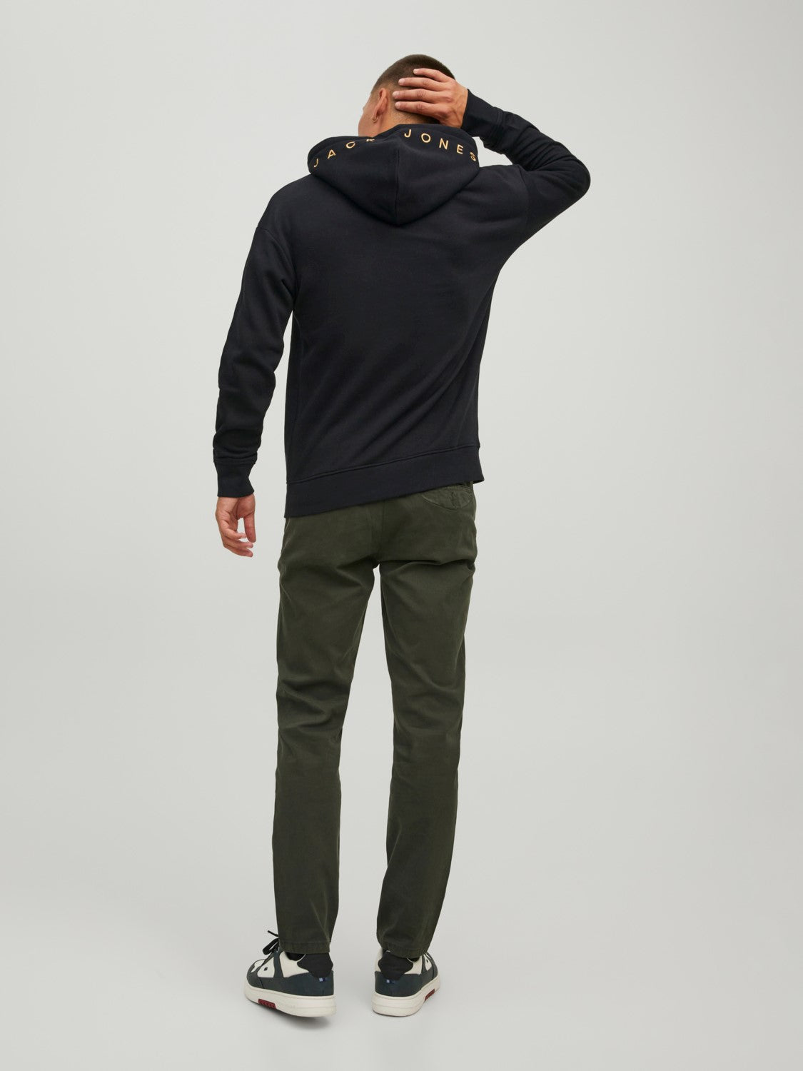 JACK & JONES FELPA CON CAPPUCCIO "ESSENTIALS" - Col. Nero