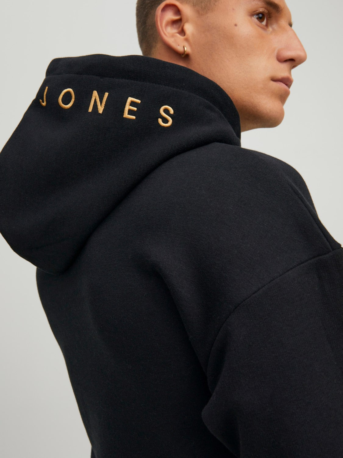 JACK & JONES FELPA CON CAPPUCCIO "ESSENTIALS" - Col. Nero