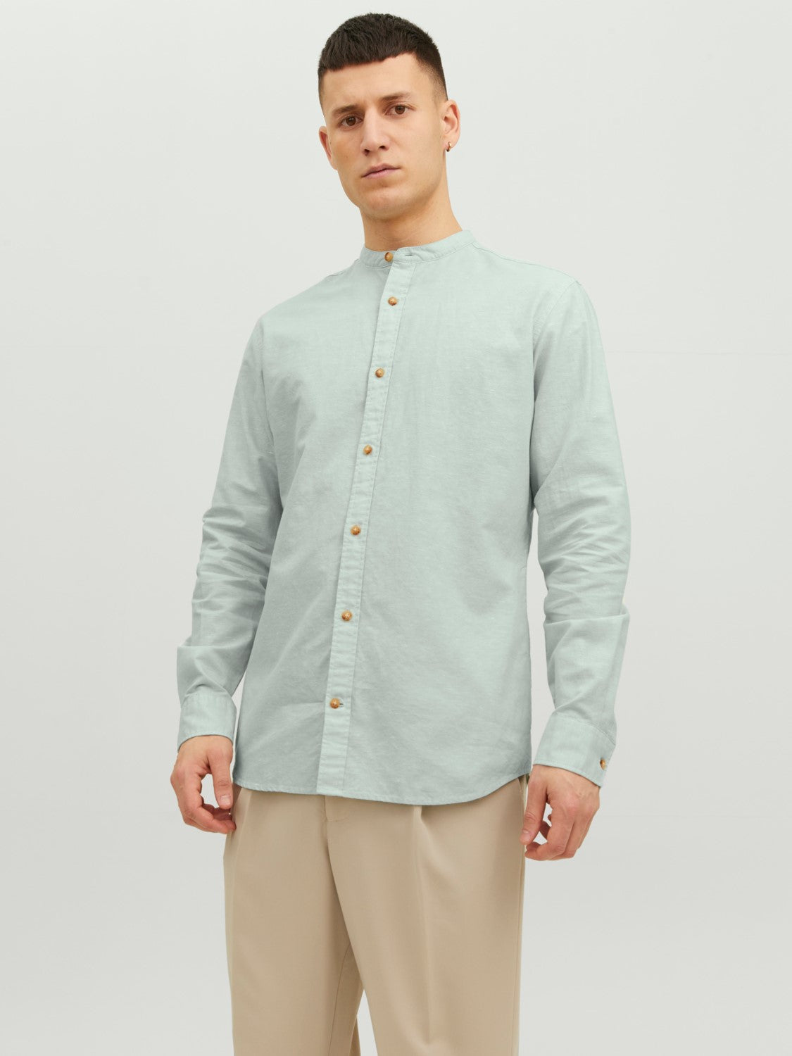 CAMICIA IN MISTO LINO CON COLLO COREANA - col. Granite green