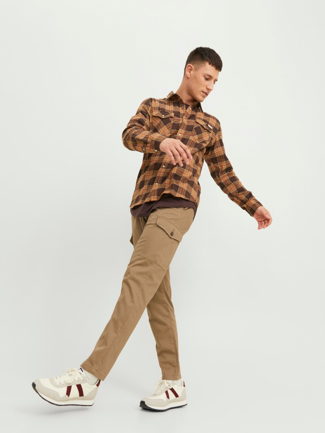JACK & JONES PANTALONI CARGO CON TASCHE LATERALI - Col. Beige