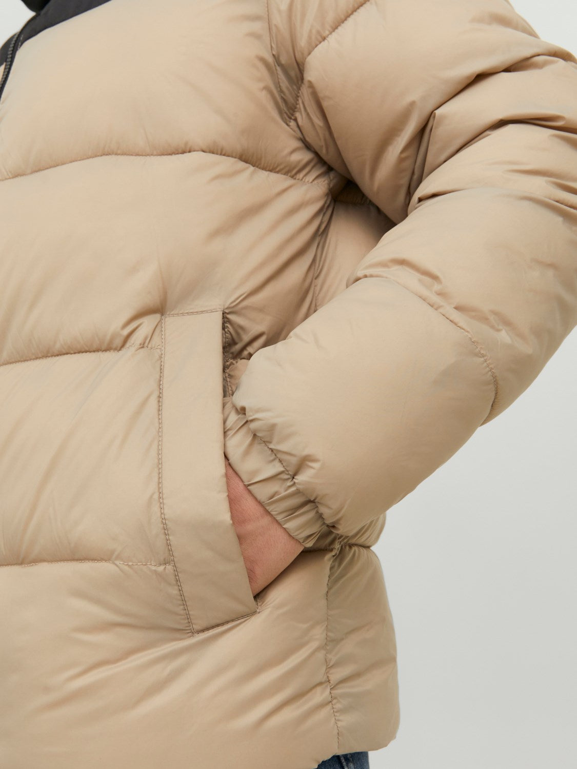 JACK & JONES PIUMINO CON CAPPUCCIO - Col. Beige