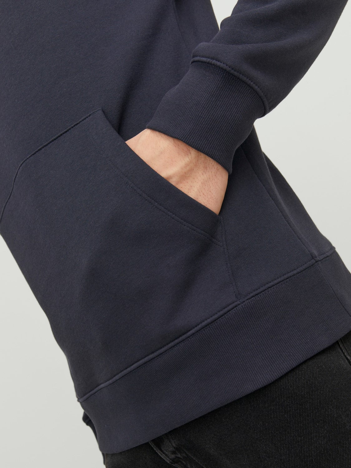 JACK & JONES FELPA CON CAPPUCCIO "ESSENTIALS" - Col. Dark Navy