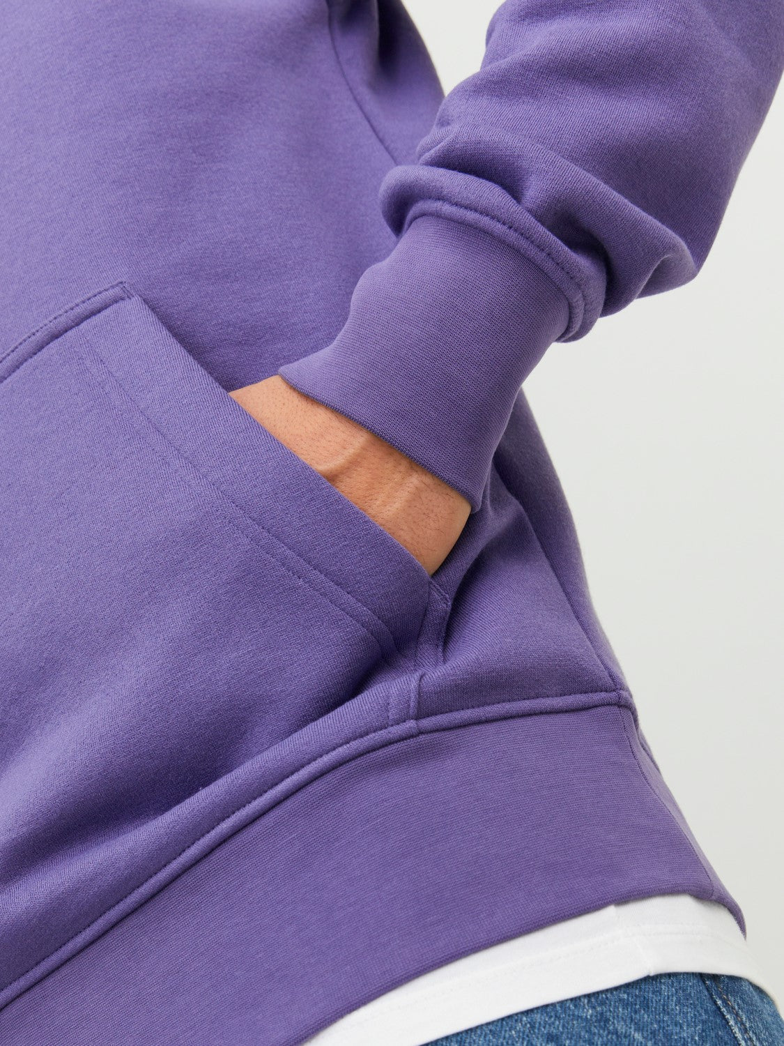 JACK & JONES FELPA CON CAPPUCCIO "ORIGINALS STUDIO" - Col. Viola