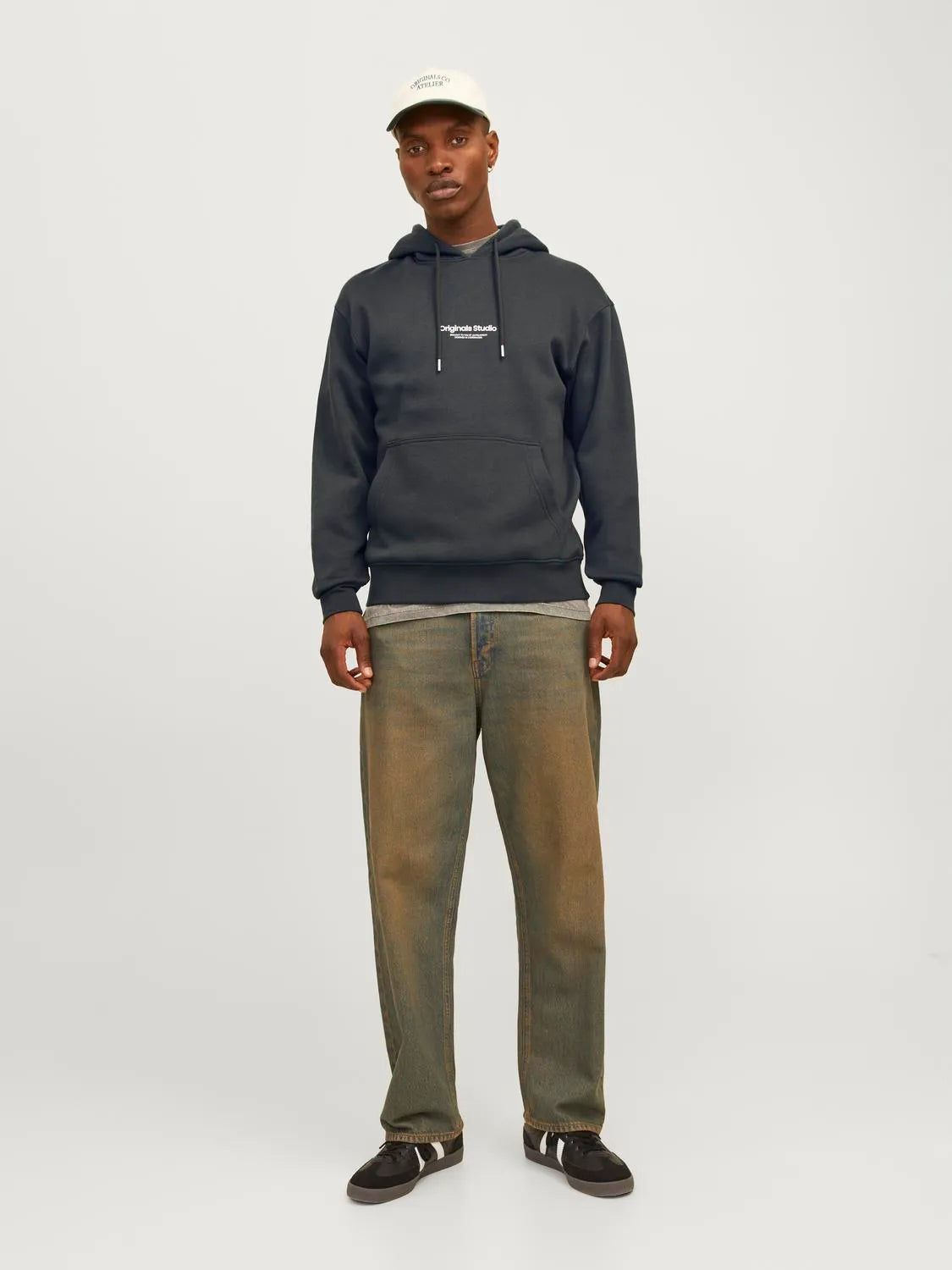 JACK & JONES FELPA CON CAPPUCCIO "ORIGINALS STUDIO" - Col. verde scuro