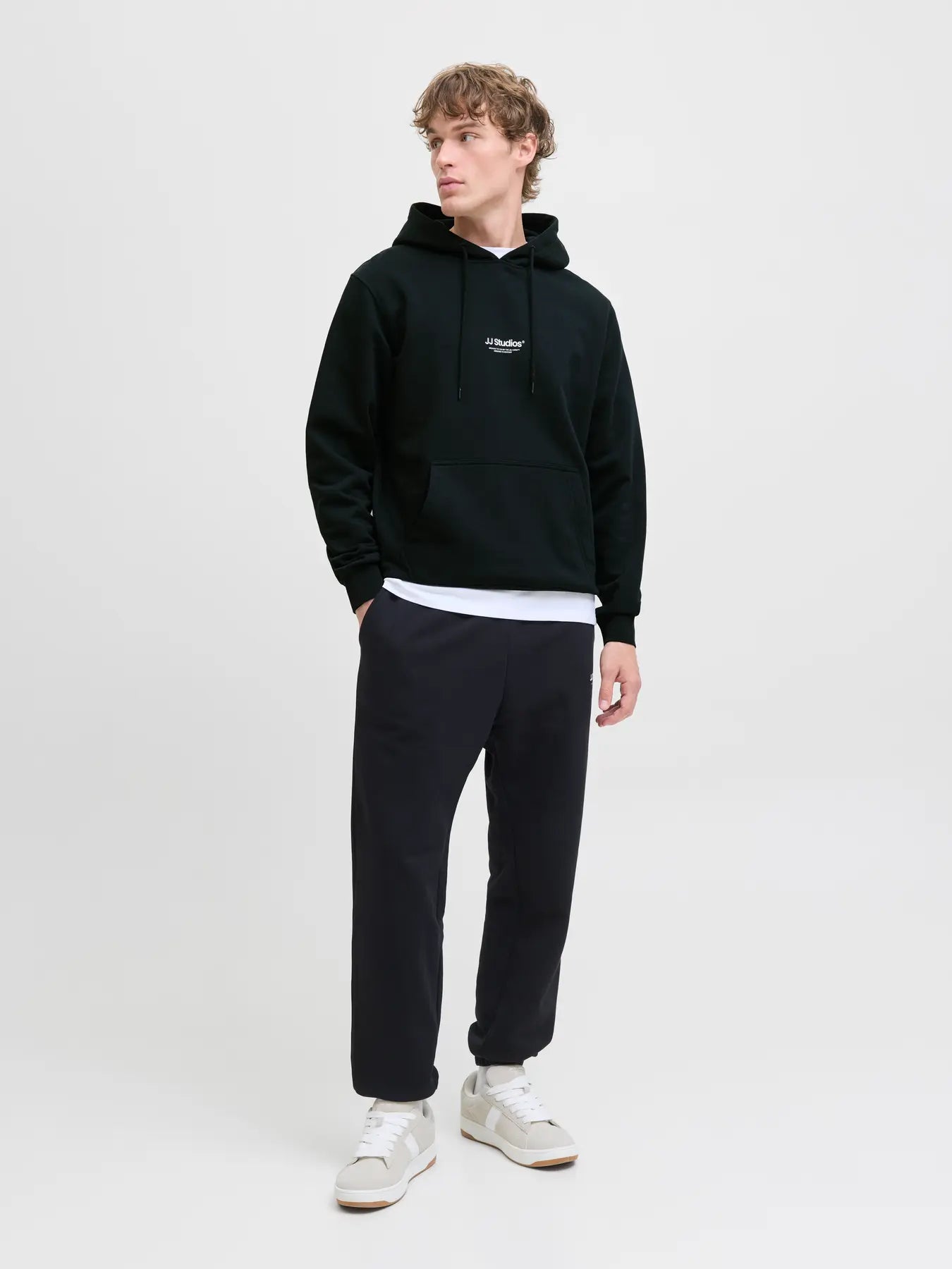 JACK & JONES FELPA CON CAPPUCCIO "JJESOHO" - Nero