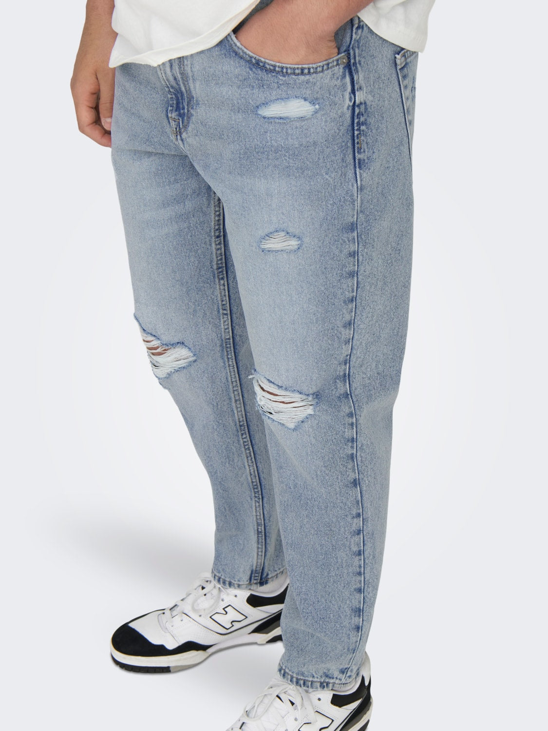 CROPPED BLUE LIGHT JEANS CON STRAPPI