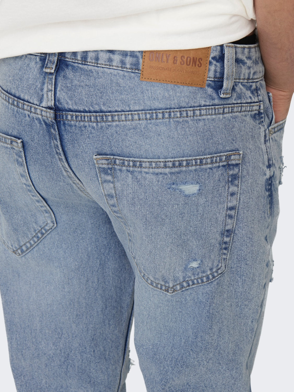 CROPPED BLUE LIGHT JEANS CON STRAPPI