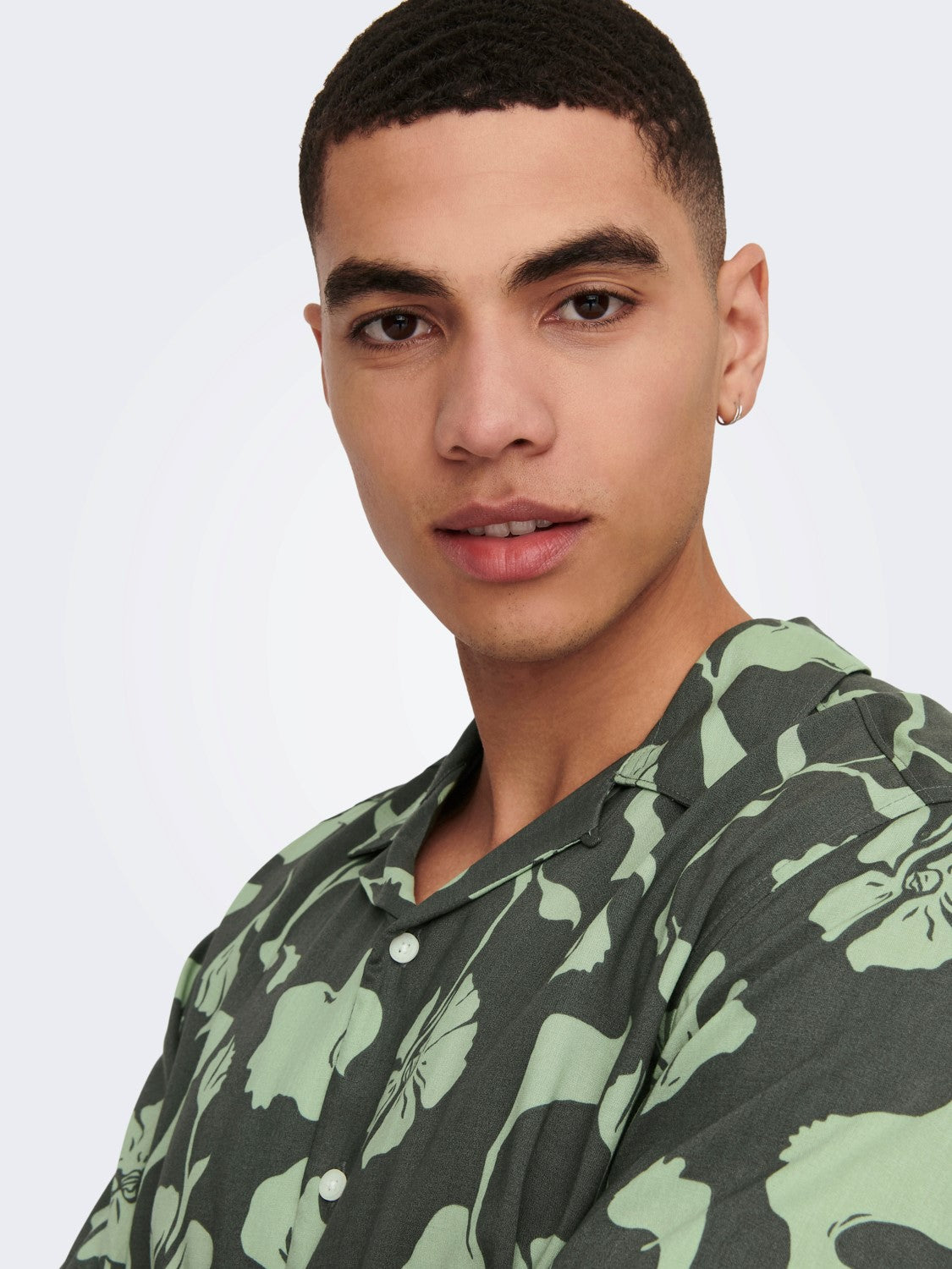 CAMICIA FLOREALE MANICHE CORTE - Castor Gray