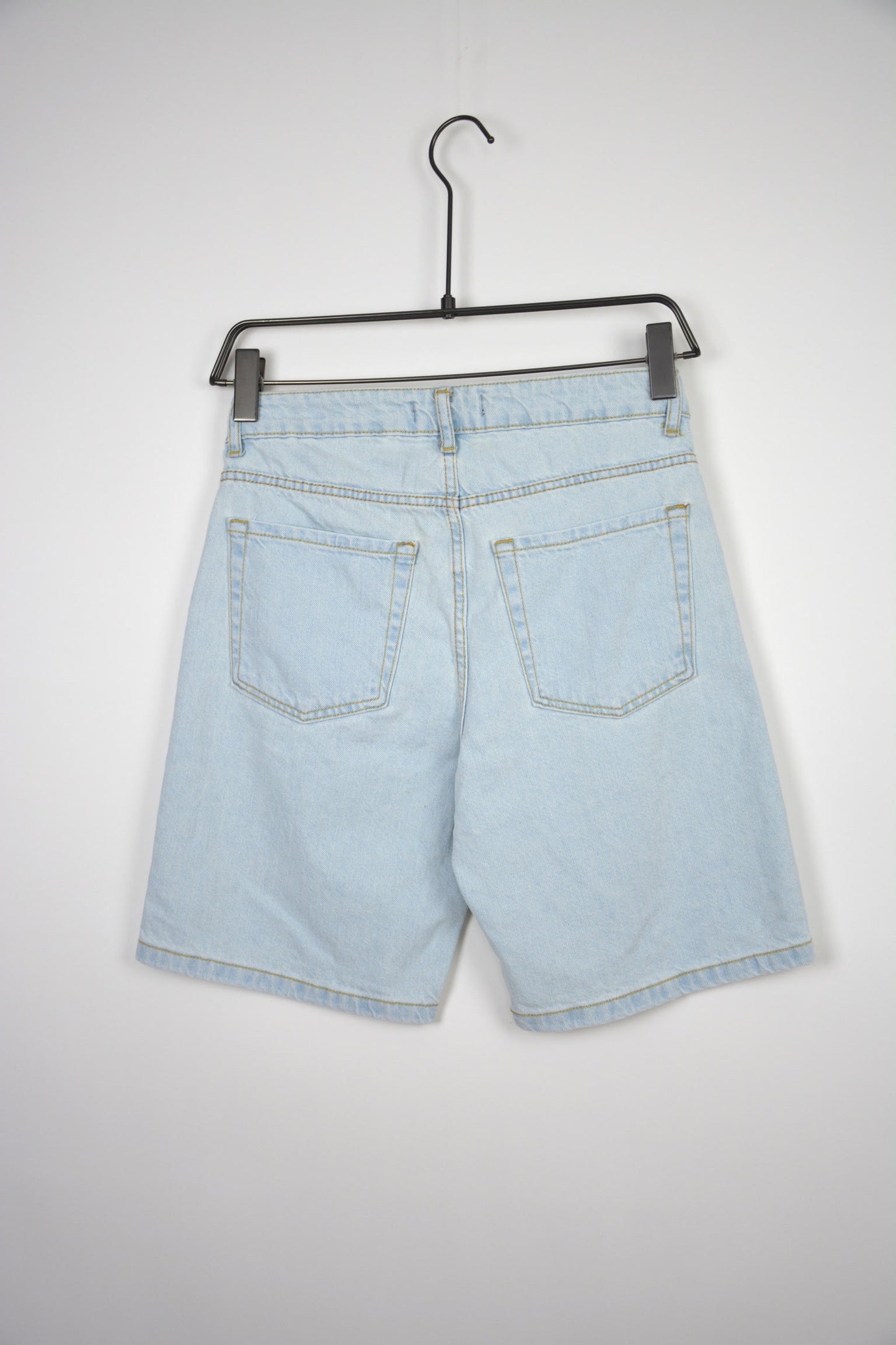 JEANS BERMUDA CHIARO