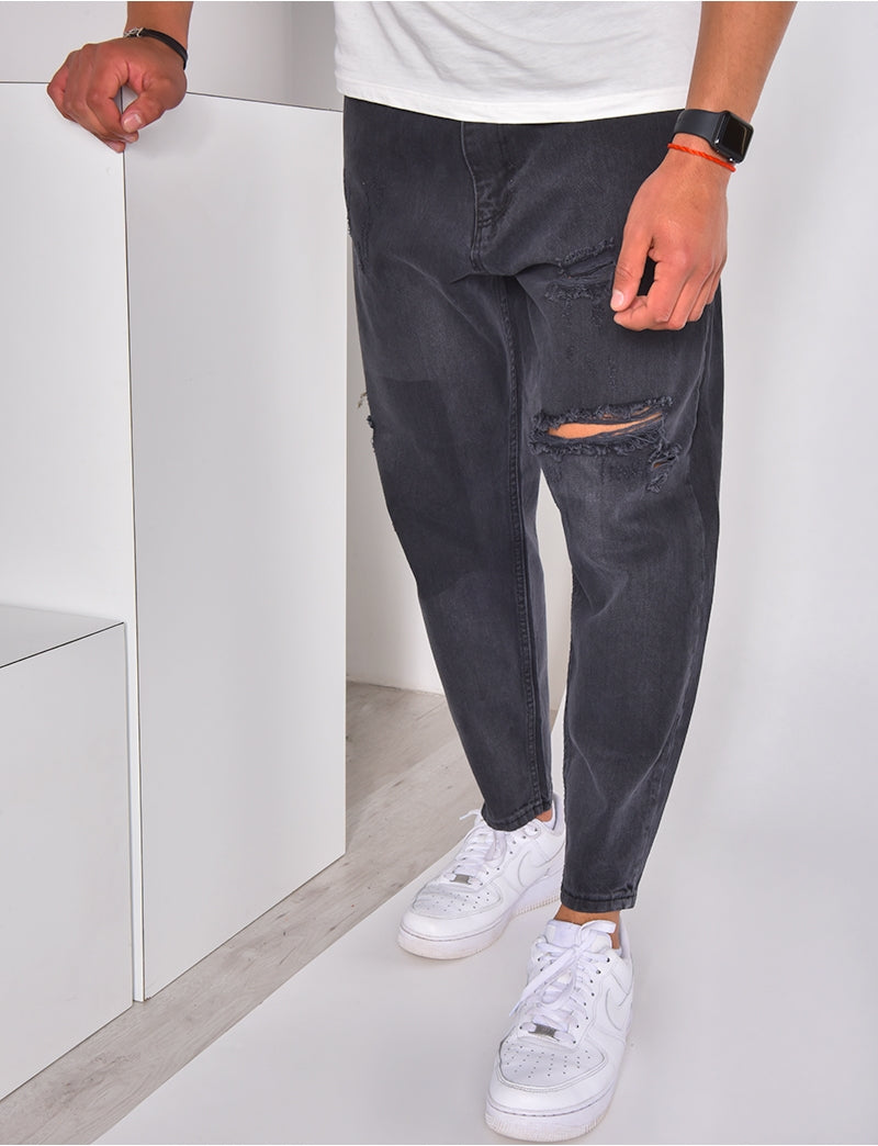 JEANS LOOSE FIT CON CON ROTTURE FRONTALI