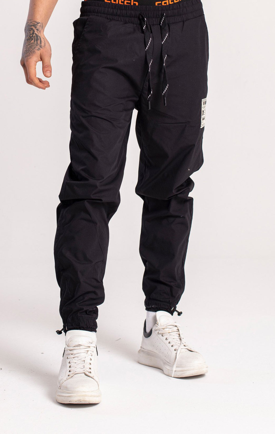 PANTALONI CARGO COLORE NERO