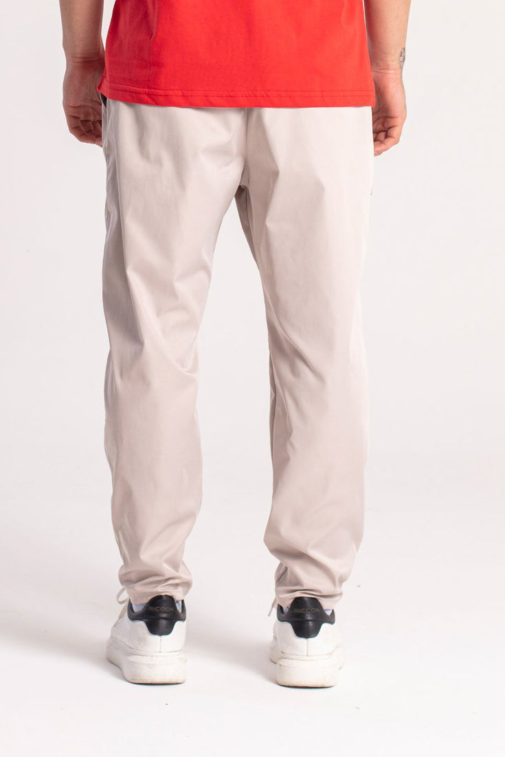 PANTALONI CON DETTAGLIO CATENA "DONT STOP UNTIL YOU ARE PROUD"