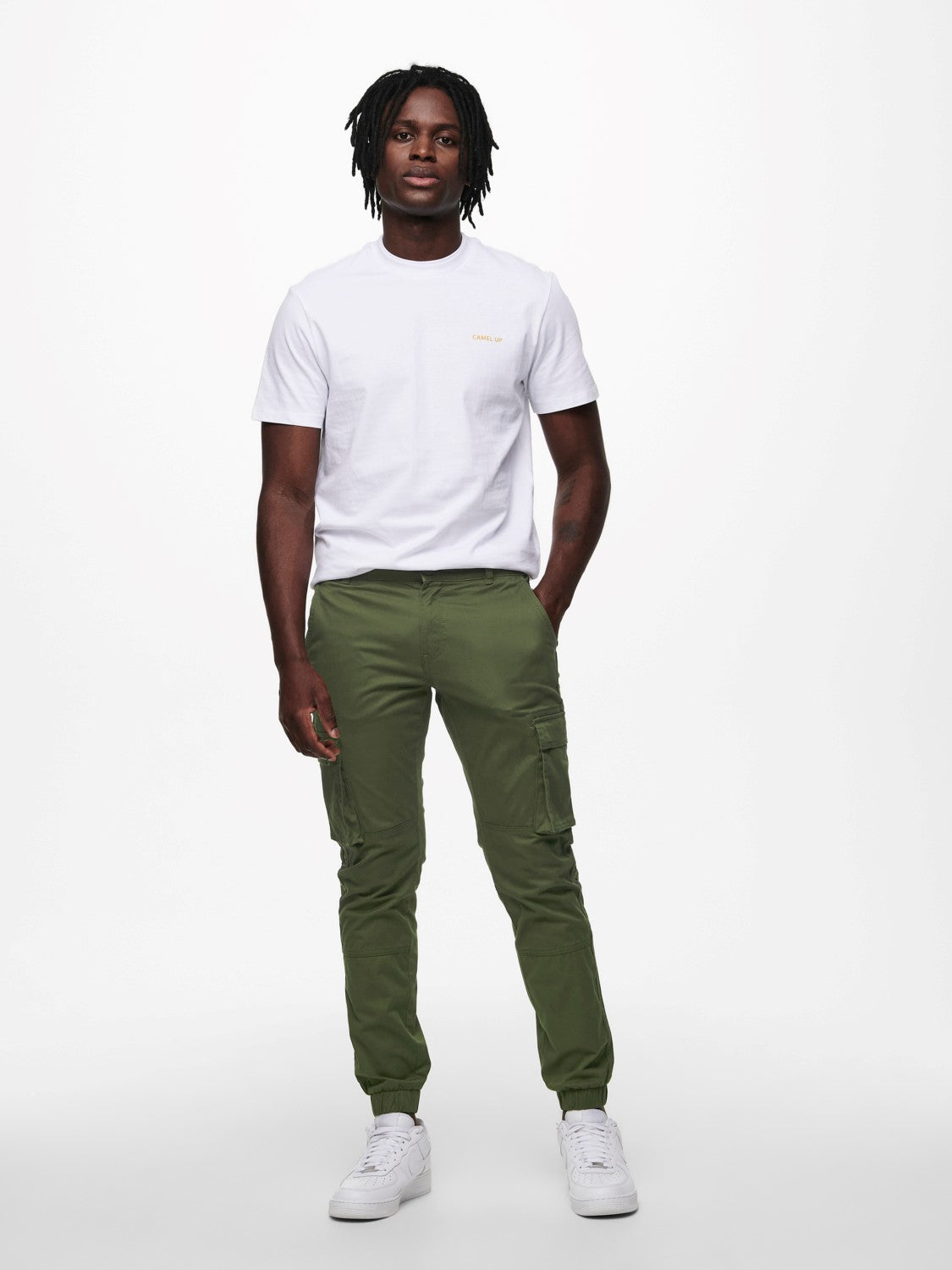 PANTALONE CARGO CON TASCHE LATERALI - Col. verde