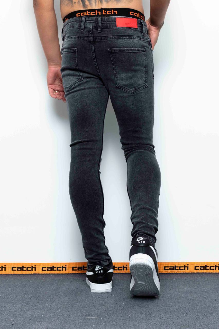 SLIM JEANS CON STRAPPI - col. nero
