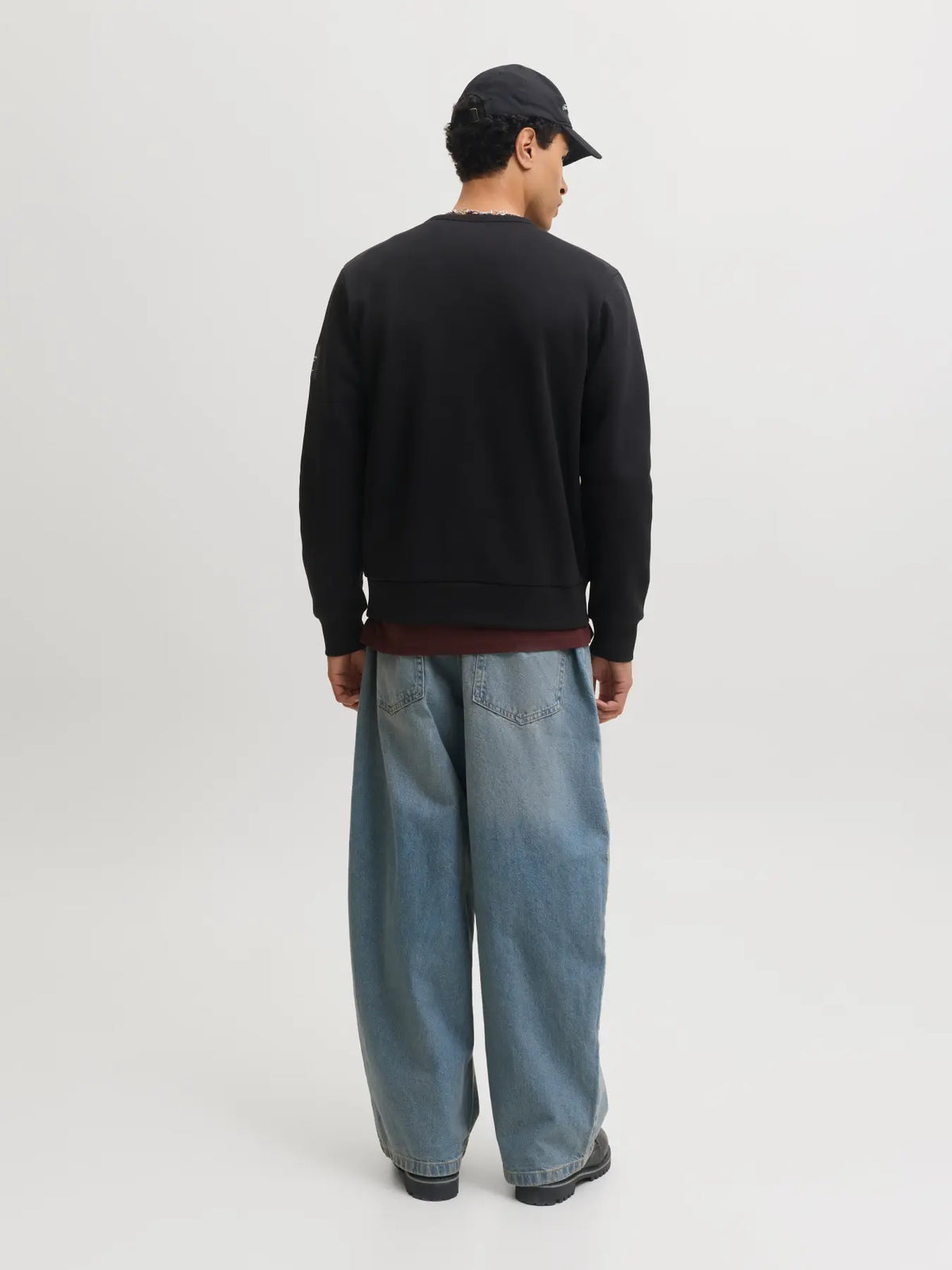 JACK & JONES FELPA SENZA CAPPUCCIO "JJCLEVELAND" - Nero