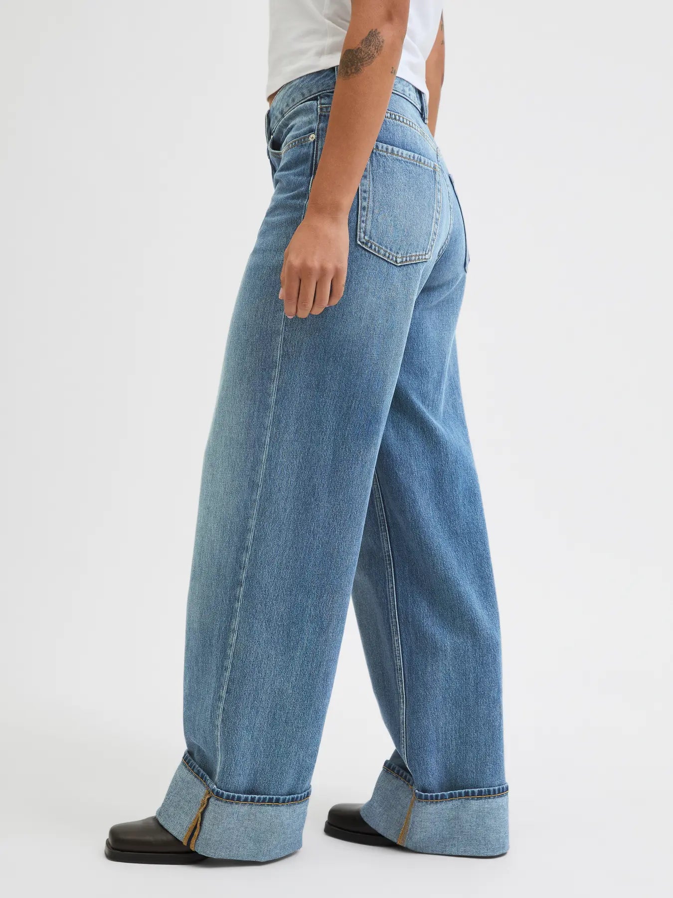 JJXX - Tokyo - Jeans ampio lavaggio blu medio con risvolti