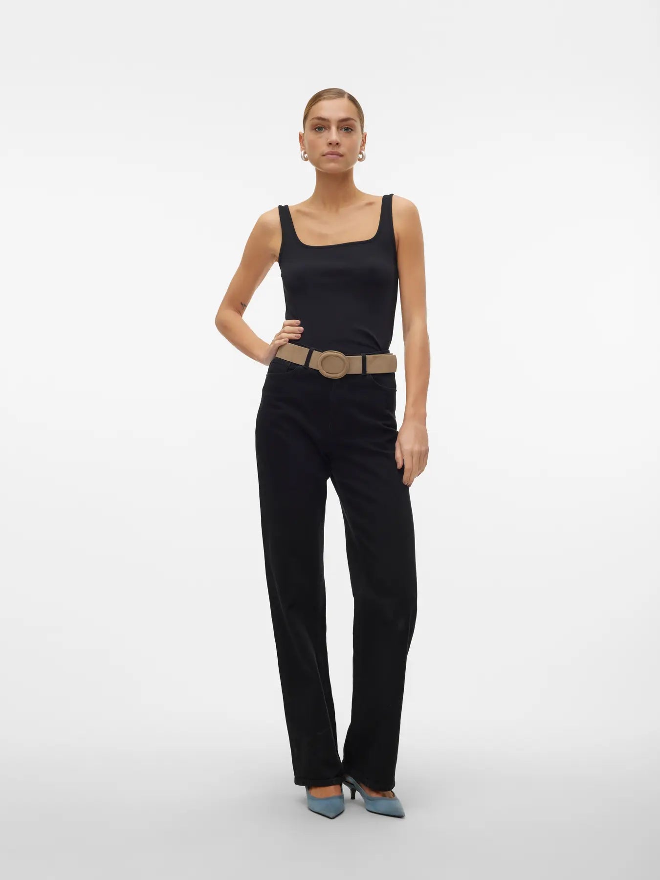 Vero Moda - Canotta CHLOE con scollo squadrato - col. nero