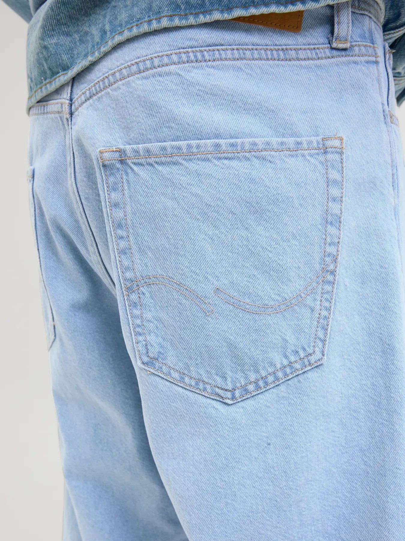 JACK & JONES SHORTS IN JEANS EXTRA BAGGY - Light Denim