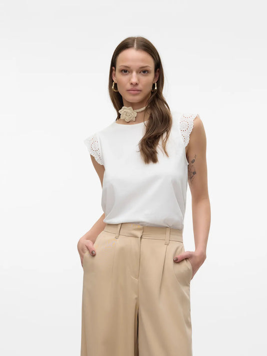 Vero Moda - Top con ricami VMEMILY - col. bianco
