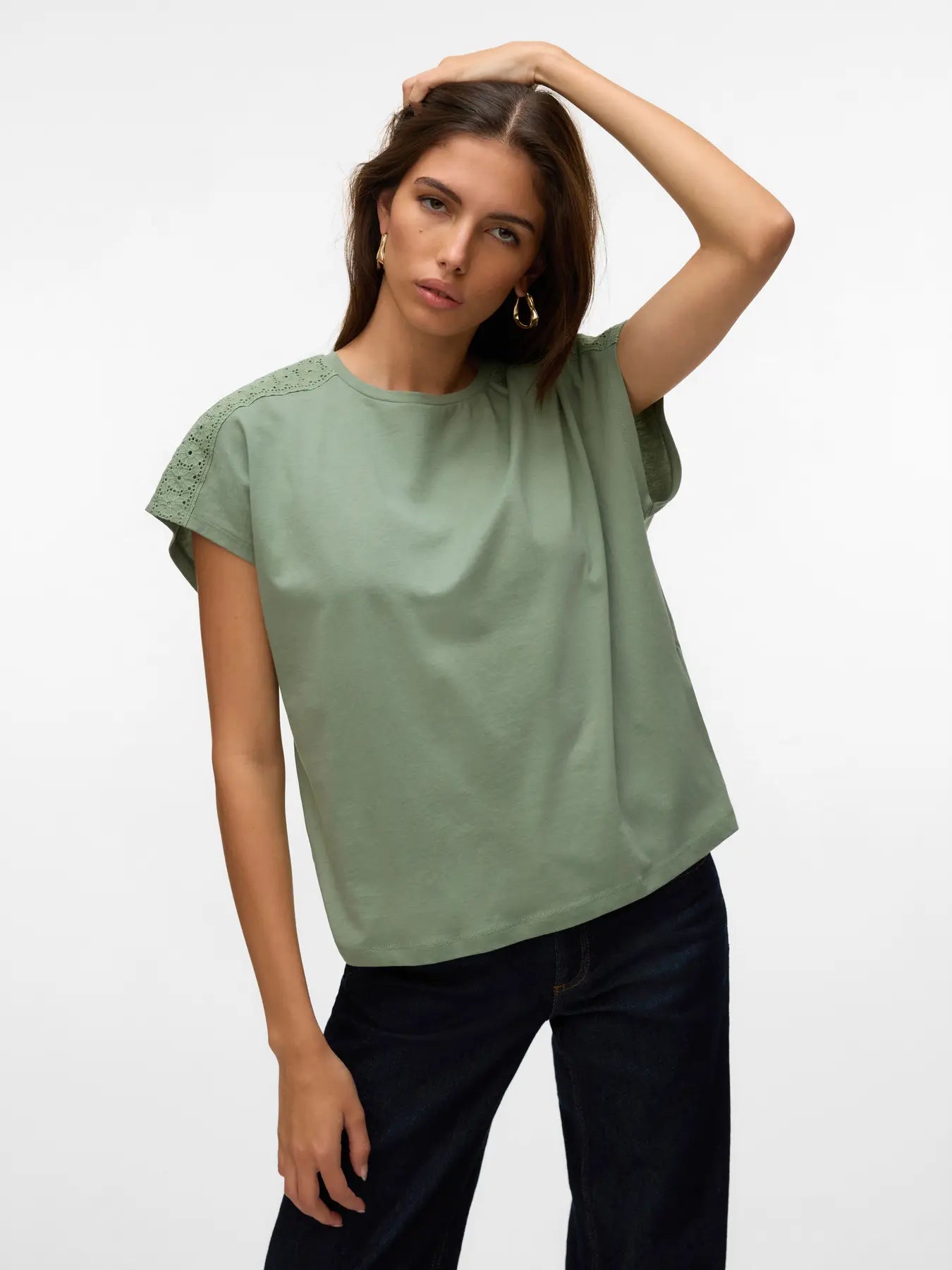 Vero Moda - T-shirt basic con ricamo EMMY - col. verde