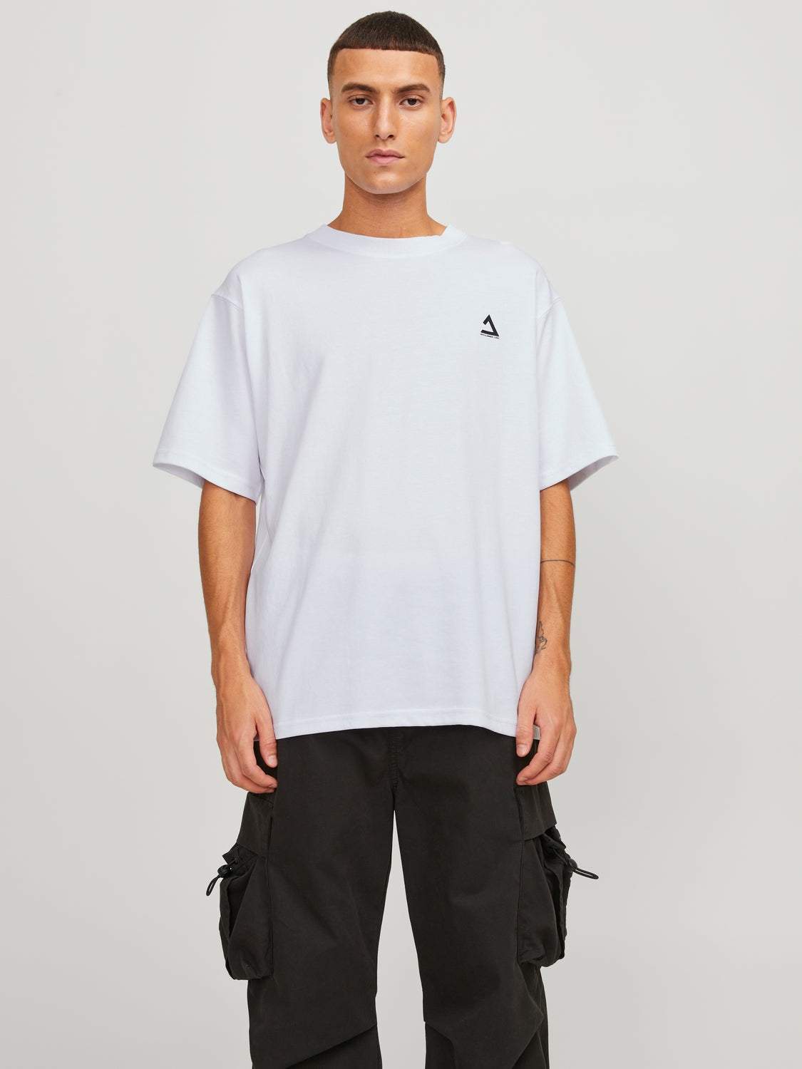 JACK & JONES T-SHIRT TRIANGLE - Col. Bianco