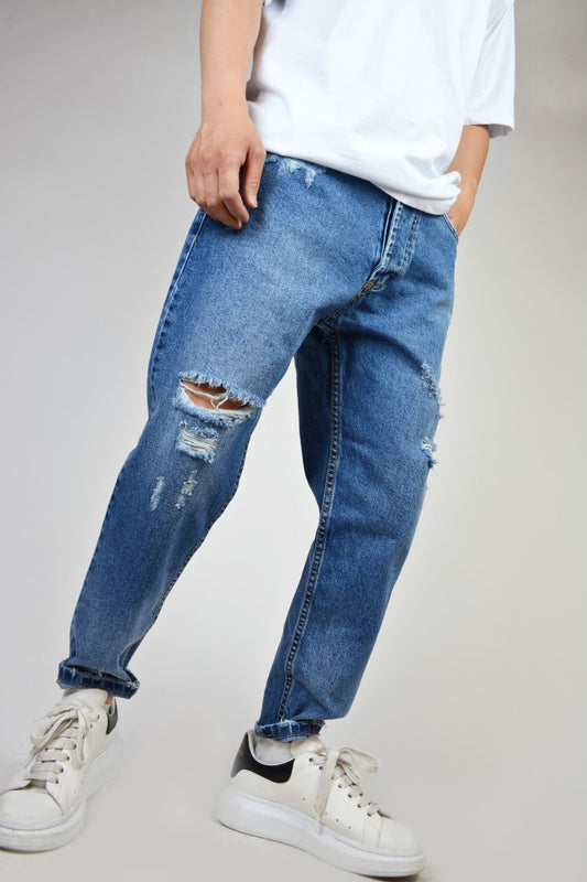 JEANS LOOSE FIT CON ROTTURE