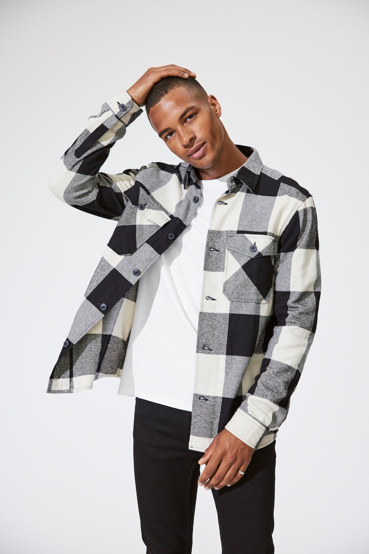 CAMICIA IN FLANELLA A QUADRI CON TASCHE - col. bianco e nero