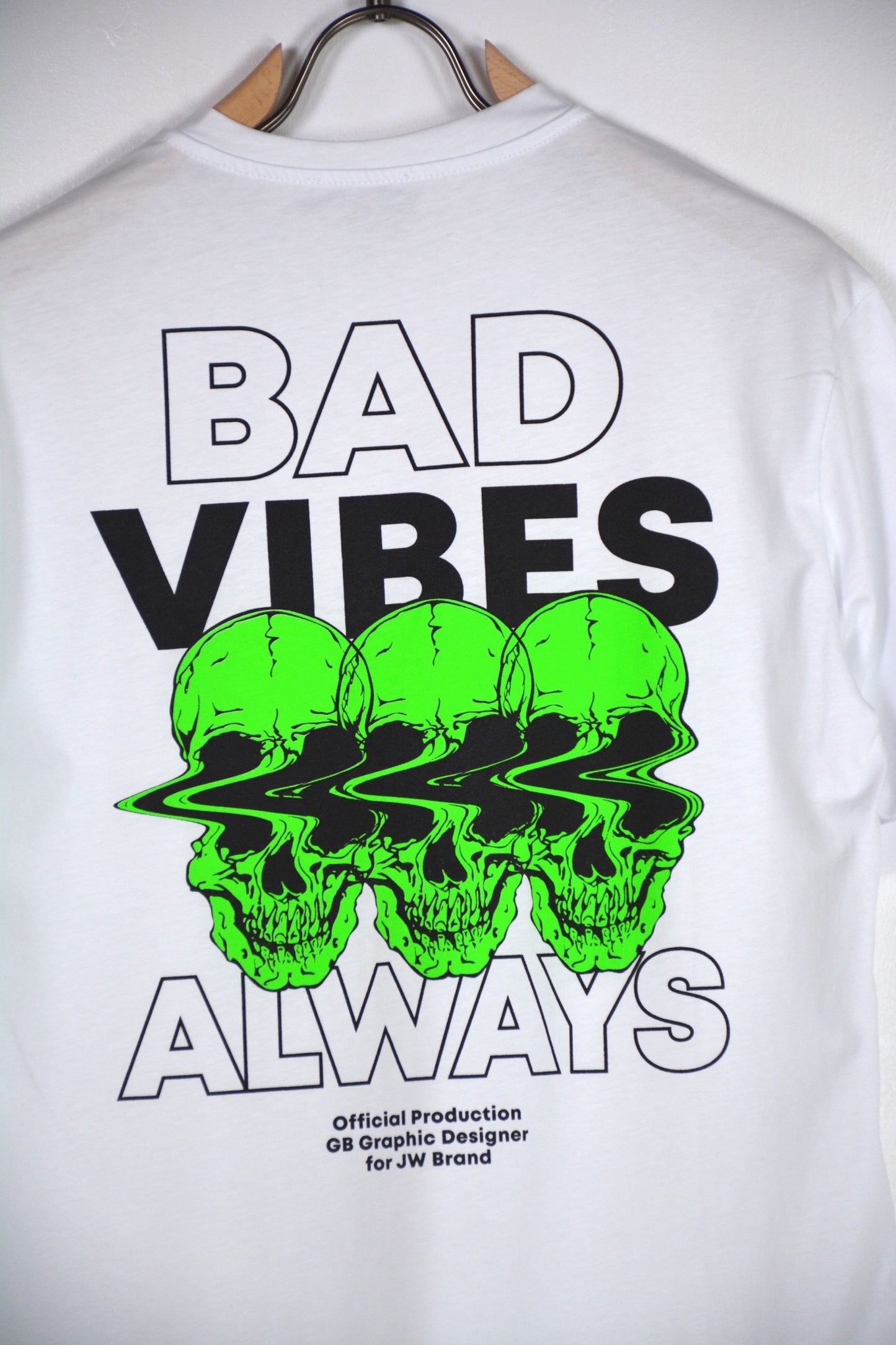 T-shirt "Bad Vibes Always" - Col. bianco